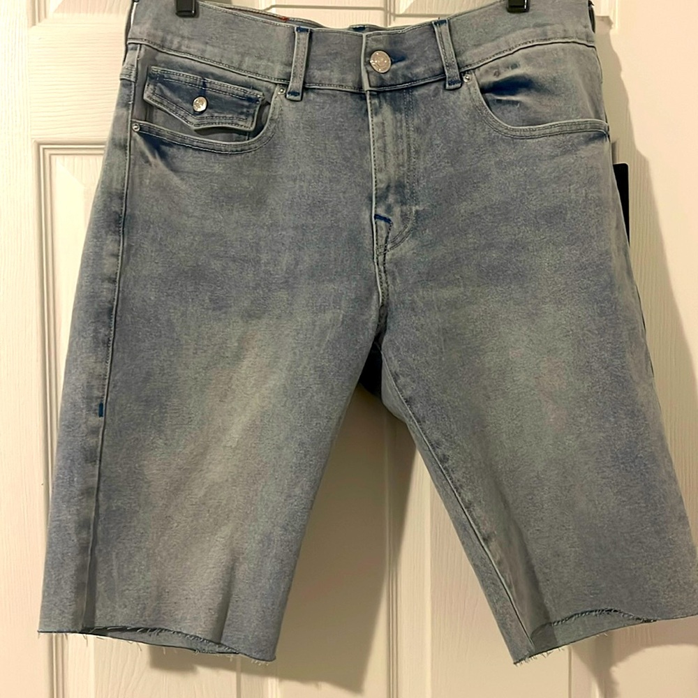 NWT True Religion Ricky SN Flap Short Raw Hem Size 34